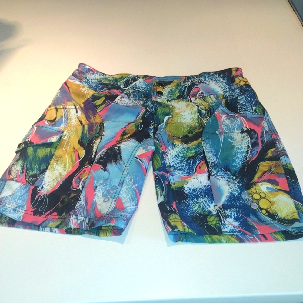 Shredly MTB shorts size 4